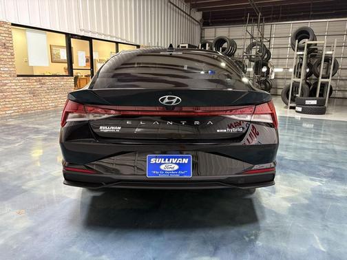 2023 Hyundai ELANTRA HEV Blue