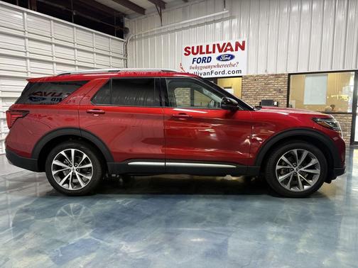 2025 Ford Explorer Platinum