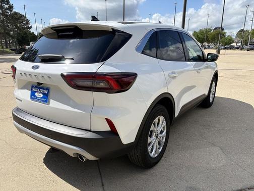 Oxford White 2024 Ford Escape Active