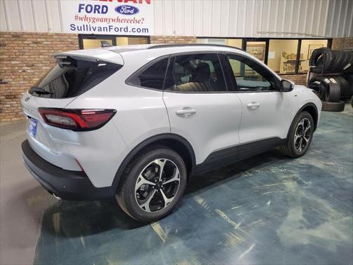2025 Ford Escape ST-Line Select