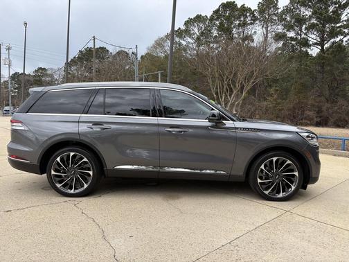 2023 Lincoln Aviator Reserve AWD