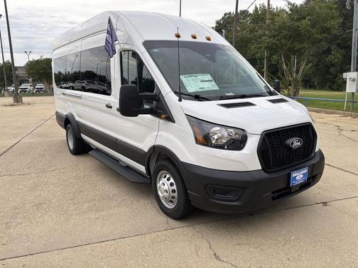 Oxford White 2026 Ford Transit-350 XL