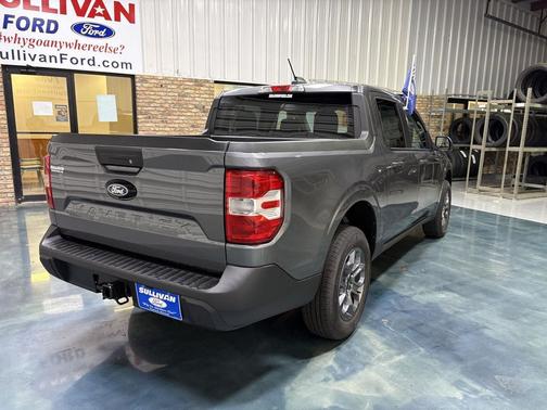 Carbonized Gray Metallic 2026 Ford Maverick XLT