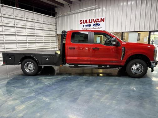 Race Red 2026 Ford F-350 XL