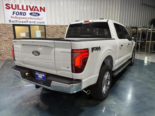 Star White Metallic Tri-Coat 2026 Ford F-150 Lariat