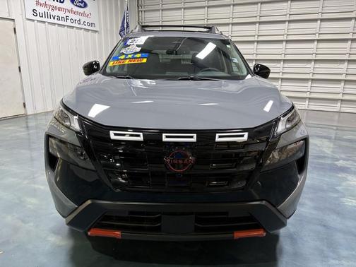 Boulder Gray Pearl 2025 Nissan Rogue Rock Creek