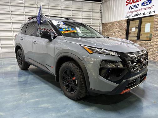 Boulder Gray Pearl 2025 Nissan Rogue Rock Creek