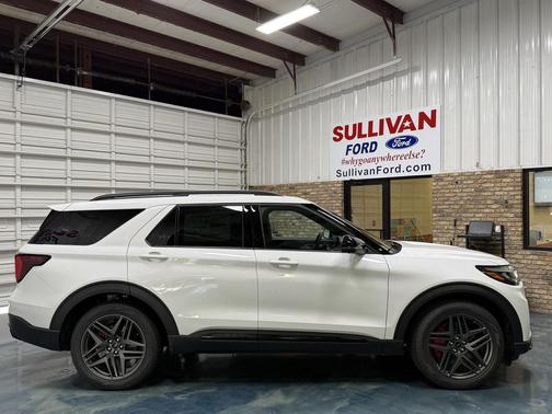 2025 Ford Explorer ST