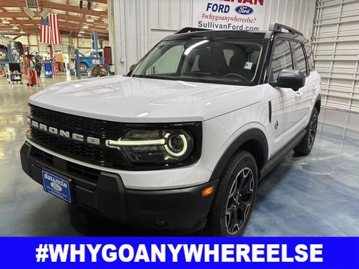Oxford White 2025 Ford Bronco Sport Outer Banks