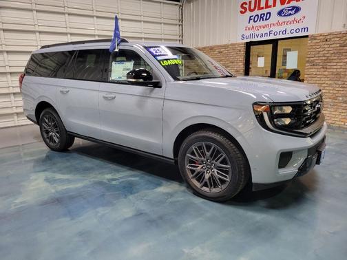 Glacier Gray Metallic TriCoat 2025 Ford Expedition Max Platinum