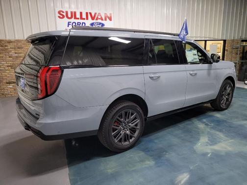 Glacier Gray Metallic TriCoat 2025 Ford Expedition Max Platinum