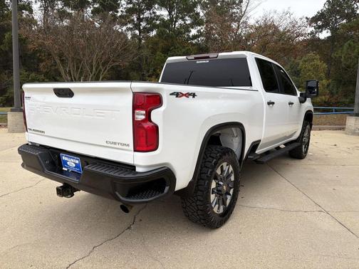 2021 Chevrolet Silverado 2500 Custom