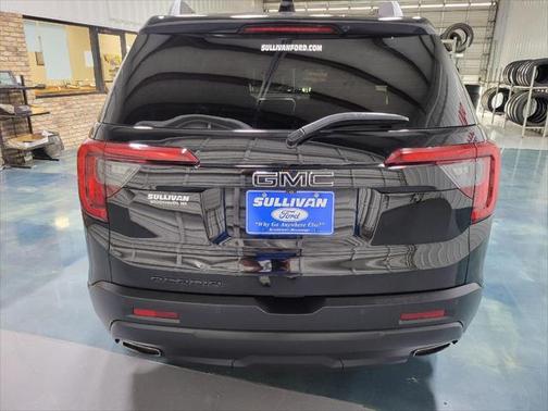 2022 GMC Acadia FWD SLT