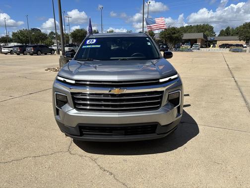 Sterling Gray Metallic 2025 Chevrolet Traverse LT