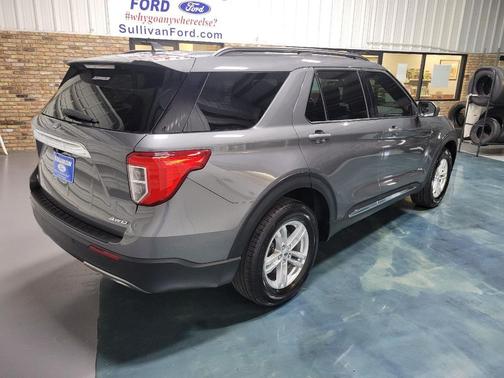 Carbonized Gray Metallic 2022 Ford Explorer XLT