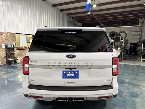 2024 Ford Expedition Max XLT