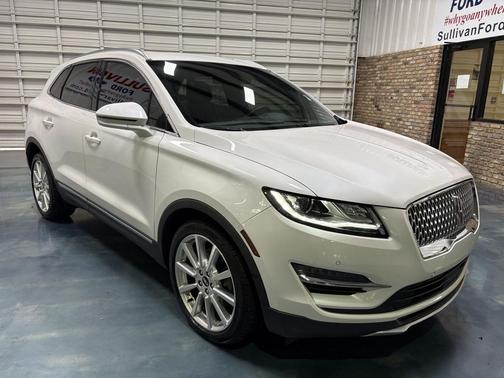 White Platinum Metallic Tri-Coat 2019 Lincoln MKC Reserve