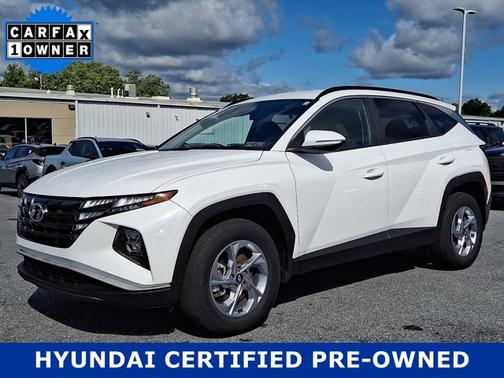White 2023 Hyundai TUCSON SEL