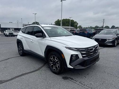 White 2025 Hyundai TUCSON XRT