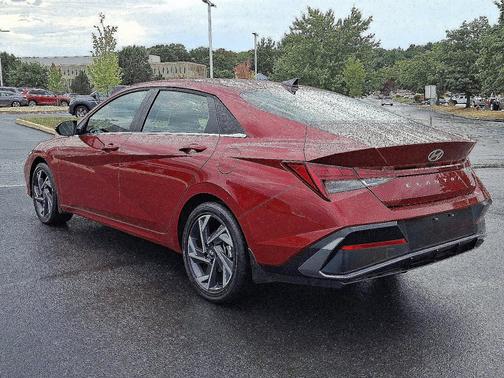 2025 Hyundai ELANTRA HEV Limited