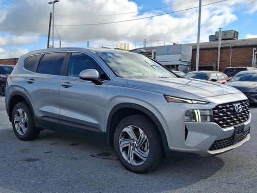 Silver 2022 Hyundai SANTA FE SE