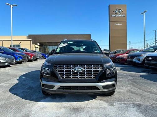 2023 Hyundai VENUE SEL