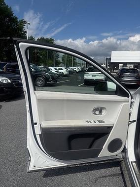 2022 Hyundai IONIQ 5 Limited