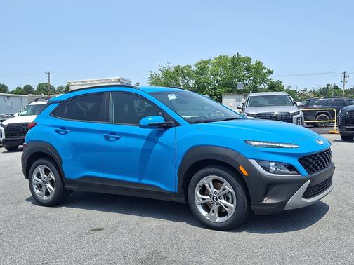 2023 Hyundai KONA SEL