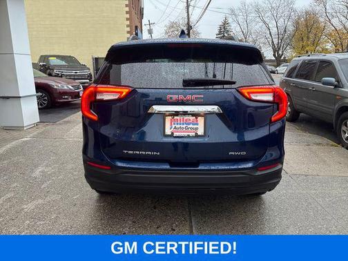 2022 GMC Terrain SLE