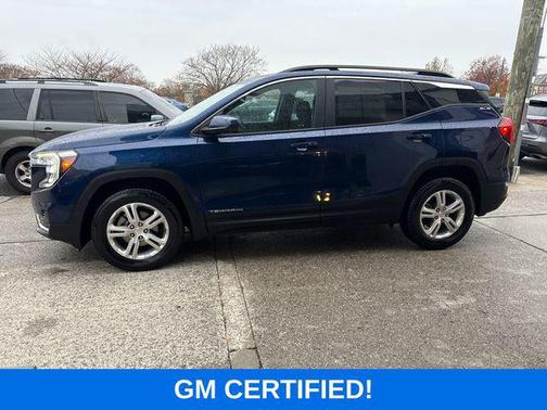 2022 GMC Terrain SLE