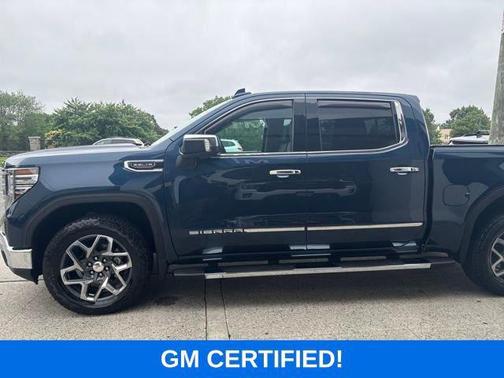 2022 GMC Sierra 1500 SLT