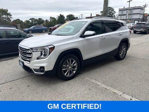 2022 GMC Terrain SLT