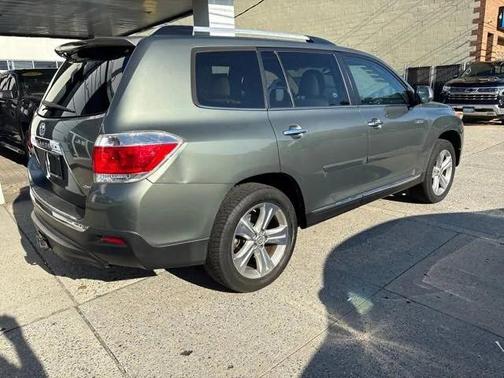 2013 Toyota Highlander Limited