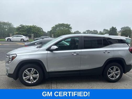 2022 GMC Terrain SLE