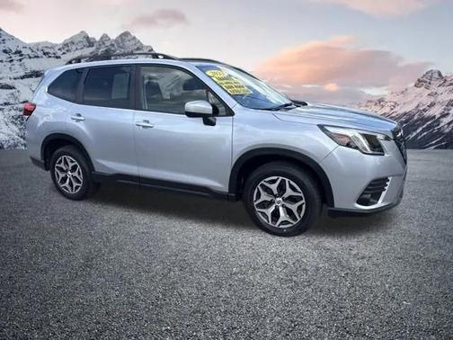 2023 Subaru Forester Premium