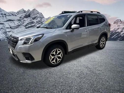 2023 Subaru Forester Premium