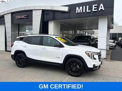 2022 GMC Terrain AWD AT4