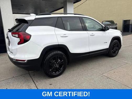 2022 GMC Terrain AWD AT4