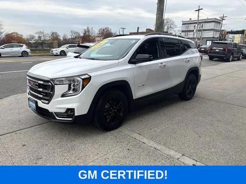 2022 GMC Terrain AWD AT4