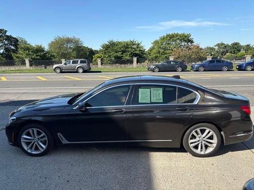 2016 BMW 750 i xDrive