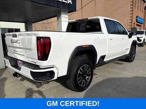 2023 GMC Sierra 2500 AT4