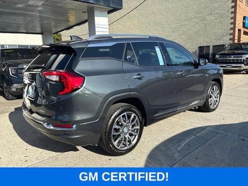 2022 GMC Terrain Denali