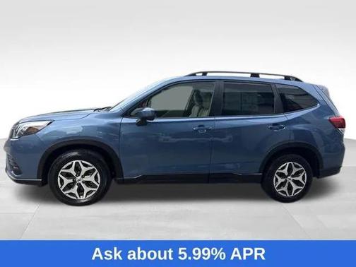 2022 Subaru Forester Premium