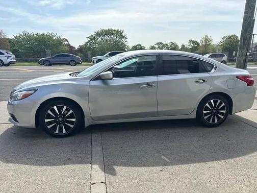 2017 Nissan Altima 2.5 SV