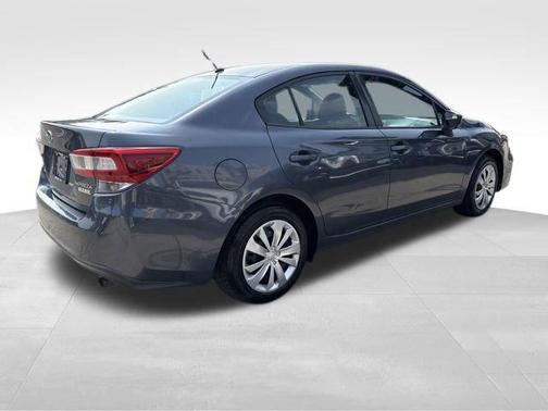 2017 Subaru Impreza 2.0i