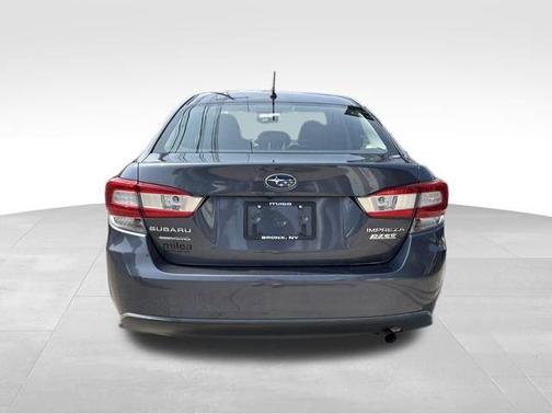 2017 Subaru Impreza 2.0i