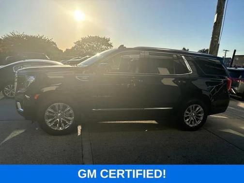 2022 GMC Yukon SLT