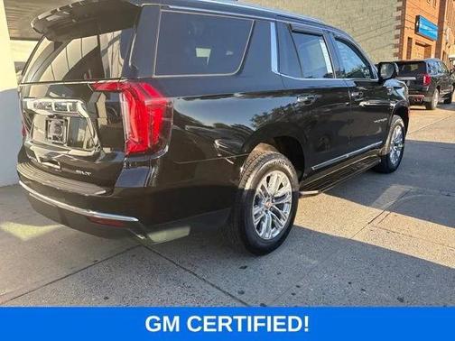 2022 GMC Yukon SLT