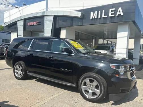2018 Chevrolet Suburban LT