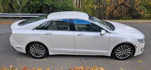 2017 Lincoln MKZ Base